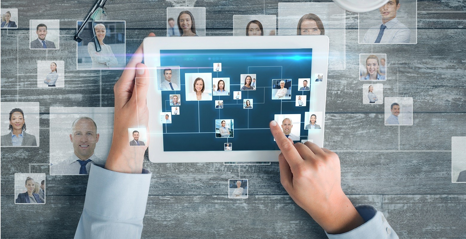 دورة الشبكات والمعلومات