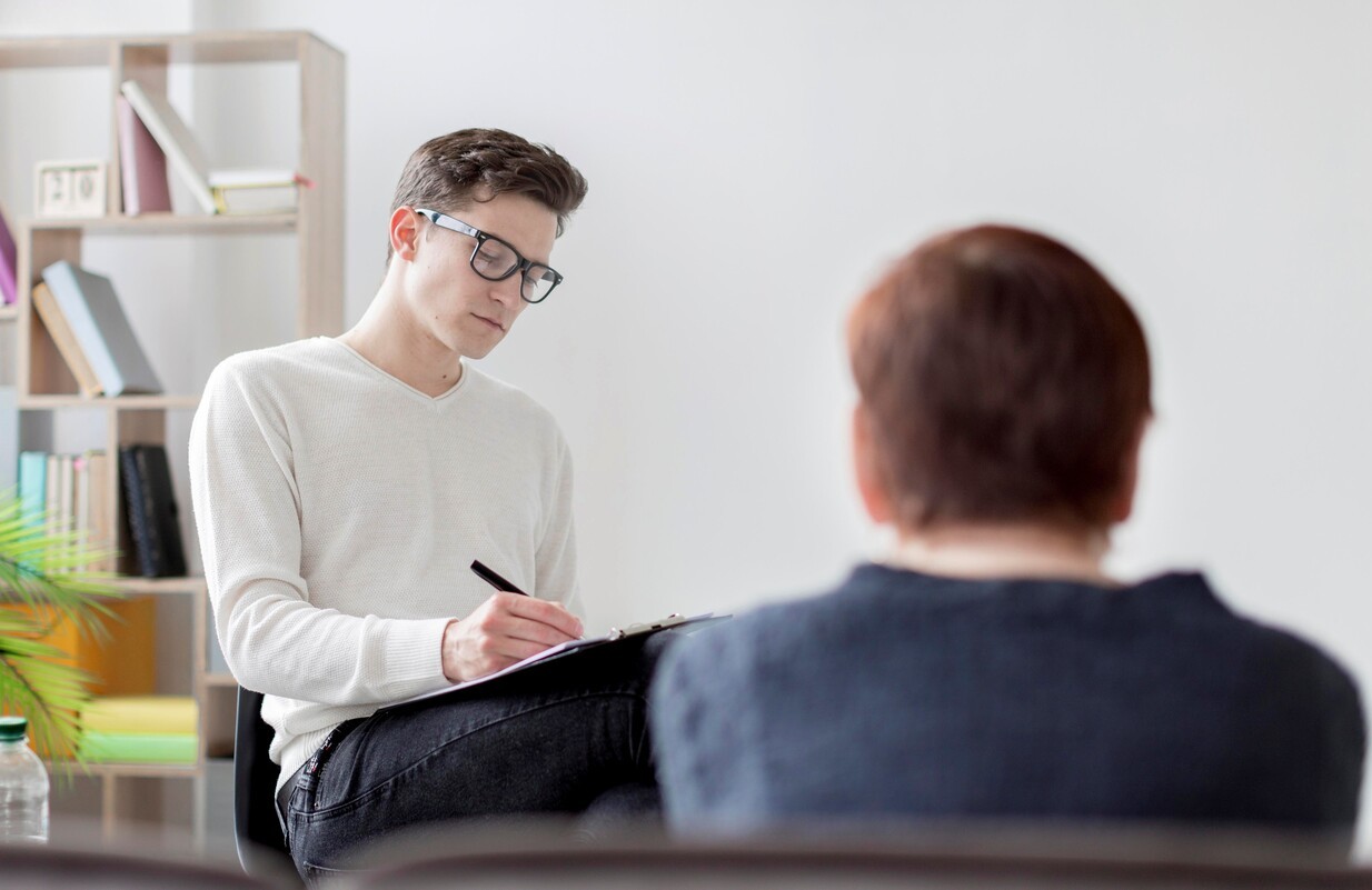 دبلوم علم نفس اكلينيكي